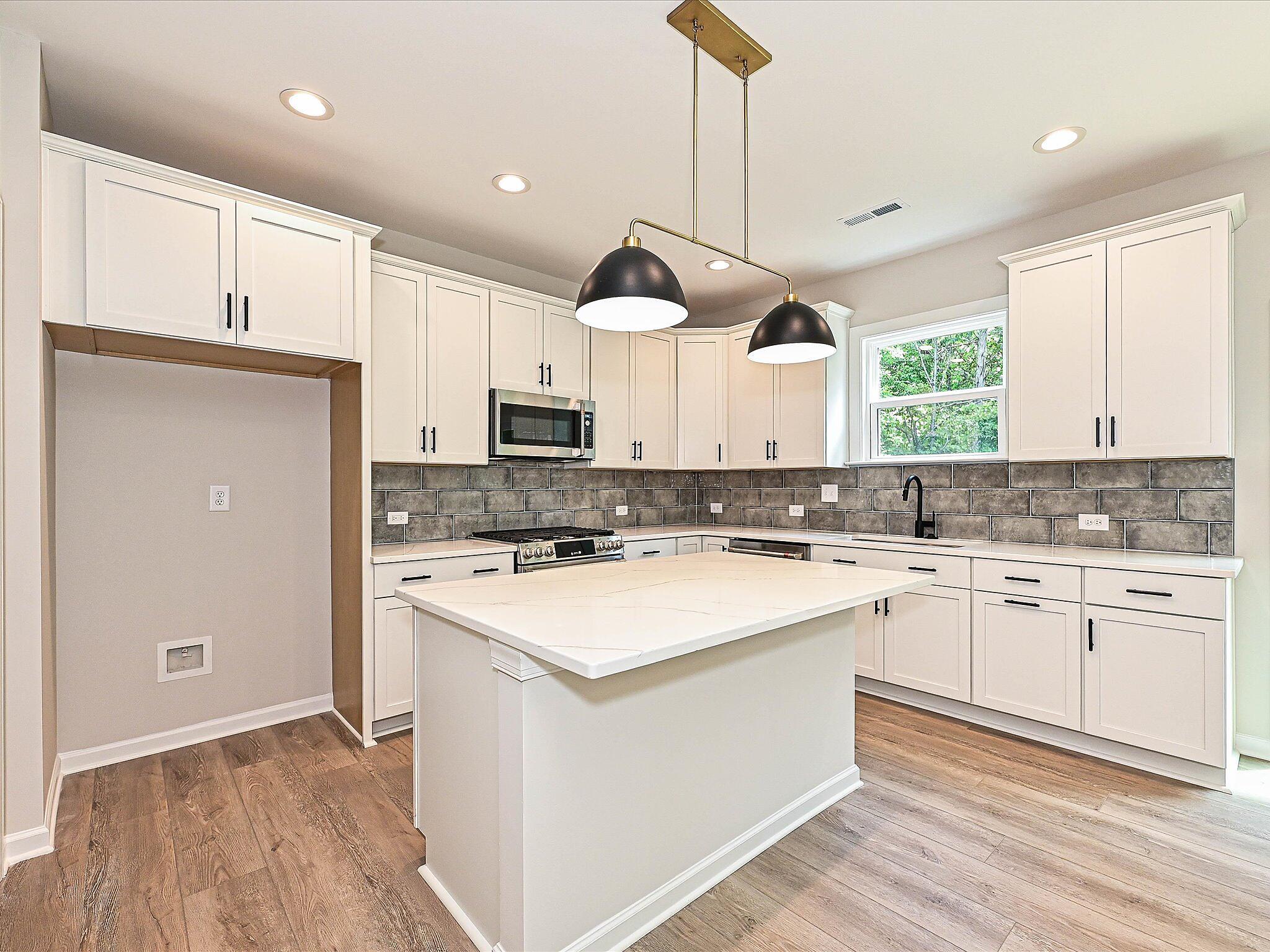 12-kitchen